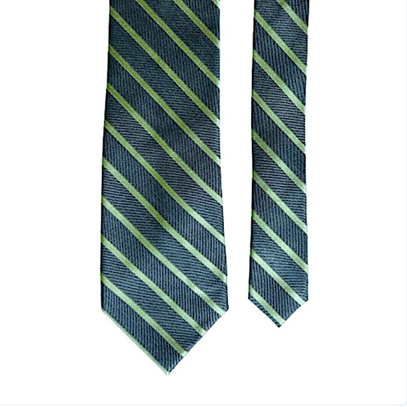 DKNY Silk Tie Gray with Kiwi Stripes 61"L x 3.25"W - Picture 3 of 7